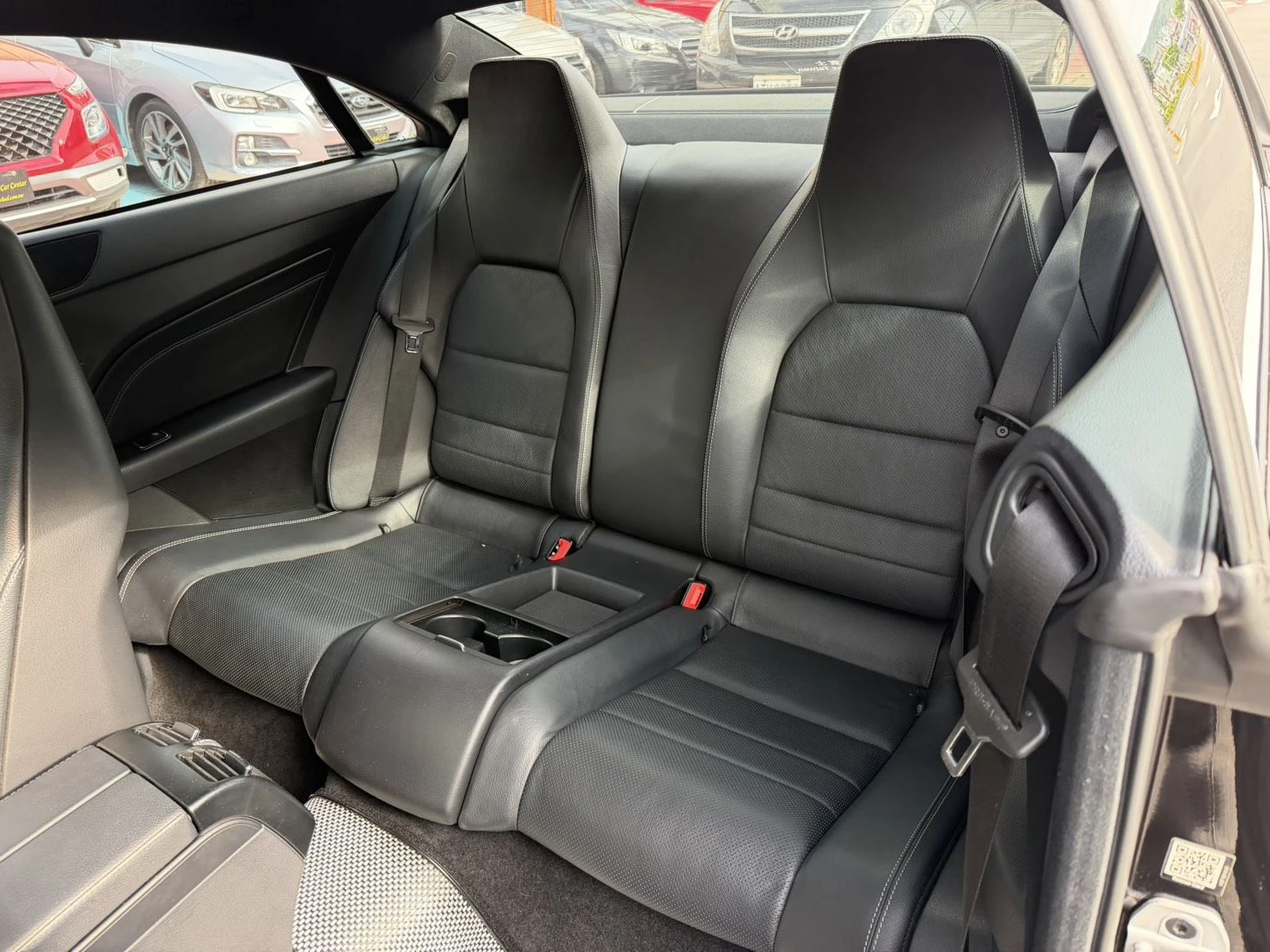 Mercedes-Benz E-Class Coupe E200