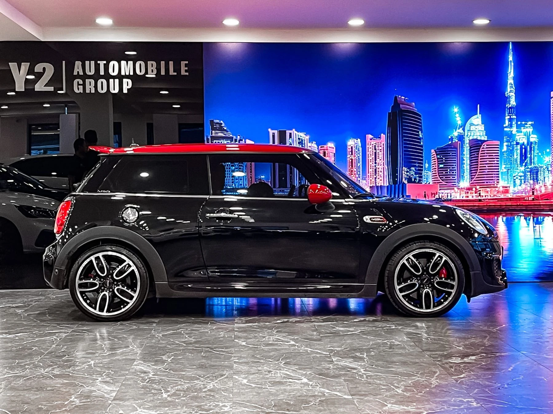 Mini Hatch