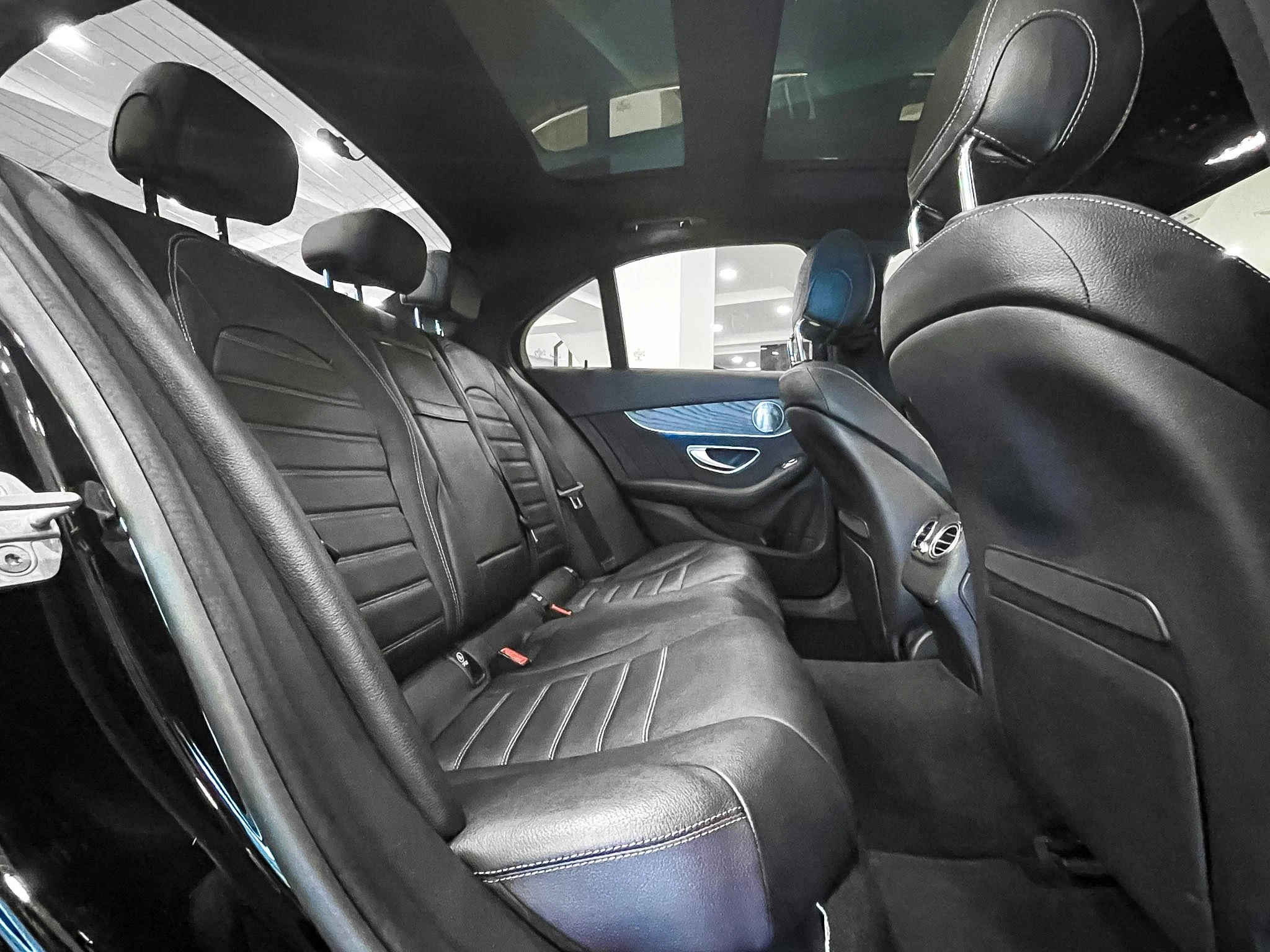 Mercedes-Benz C-Class Sedan AMG C300