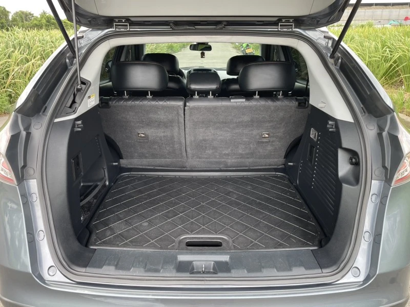 Luxgen U6 Turbo ECO Hyper 2017年