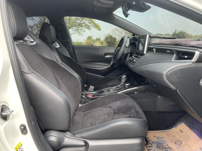 Toyota Auris 2018年