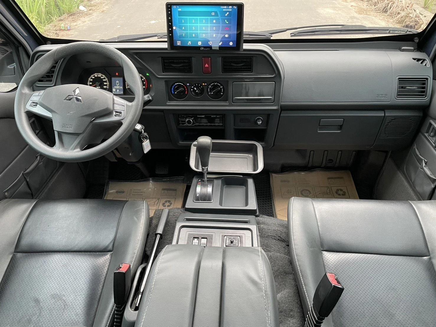 Mitsubishi Delica廂車