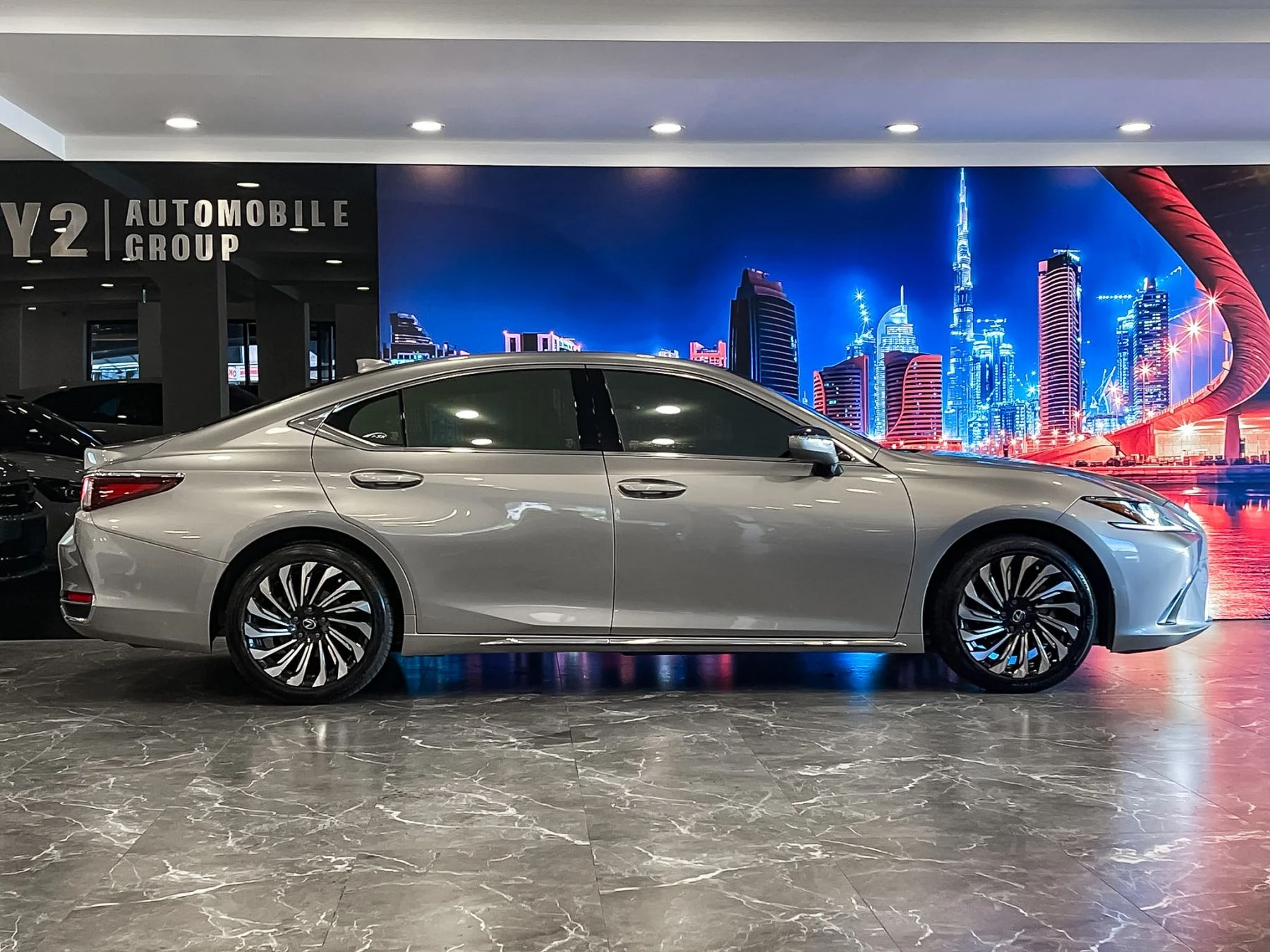 Lexus ES