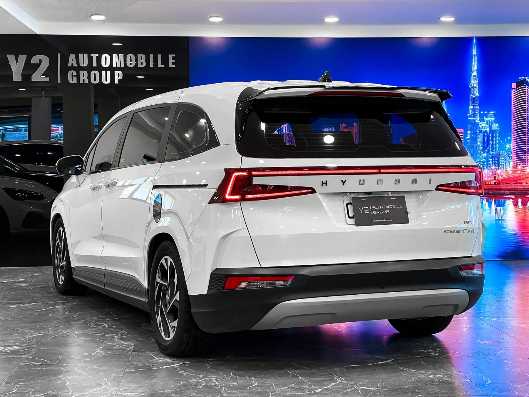 Hyundai Custin
