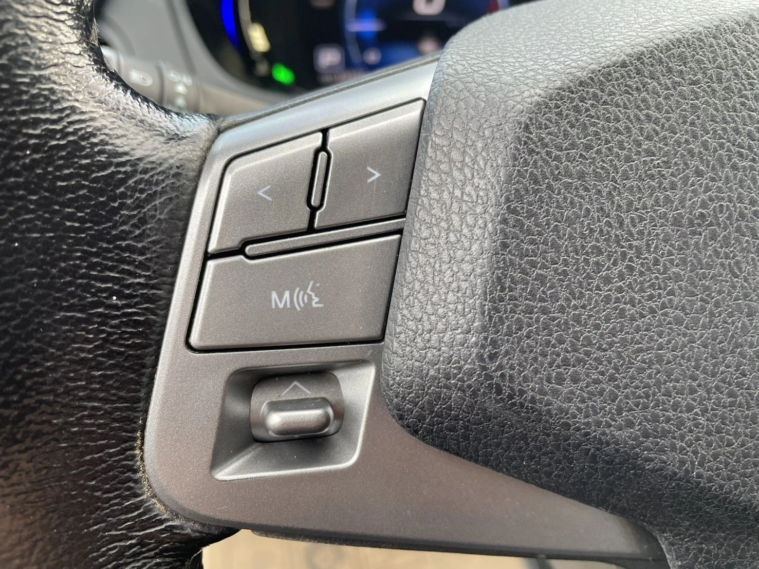 Mitsubishi Zinger