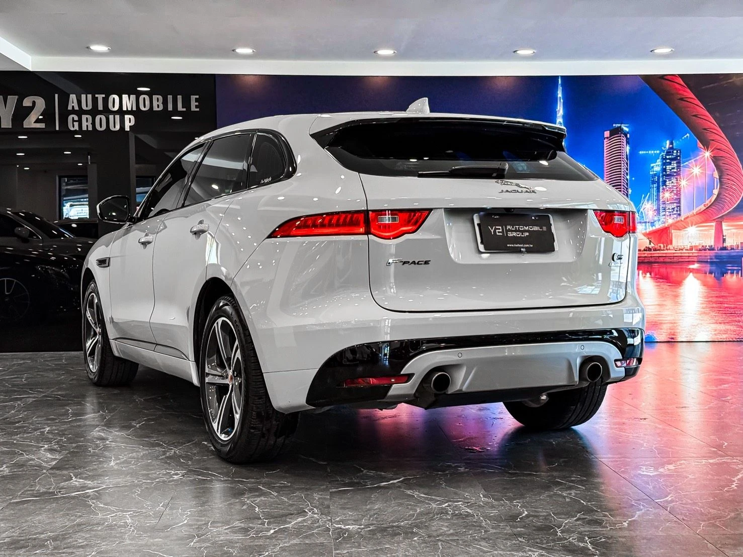 Jaguar F-Pace