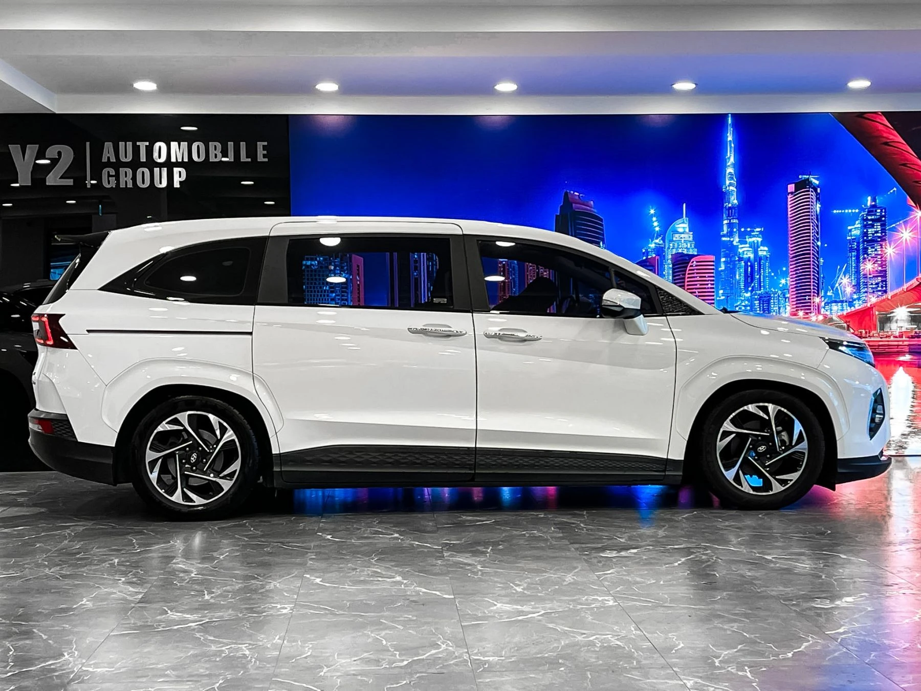 Hyundai Custin