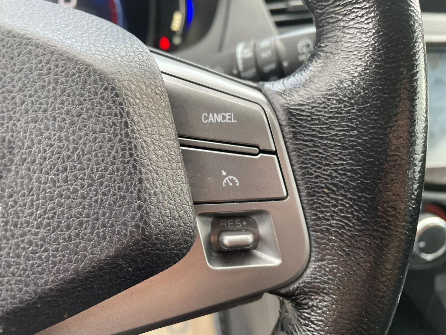 Mitsubishi Zinger