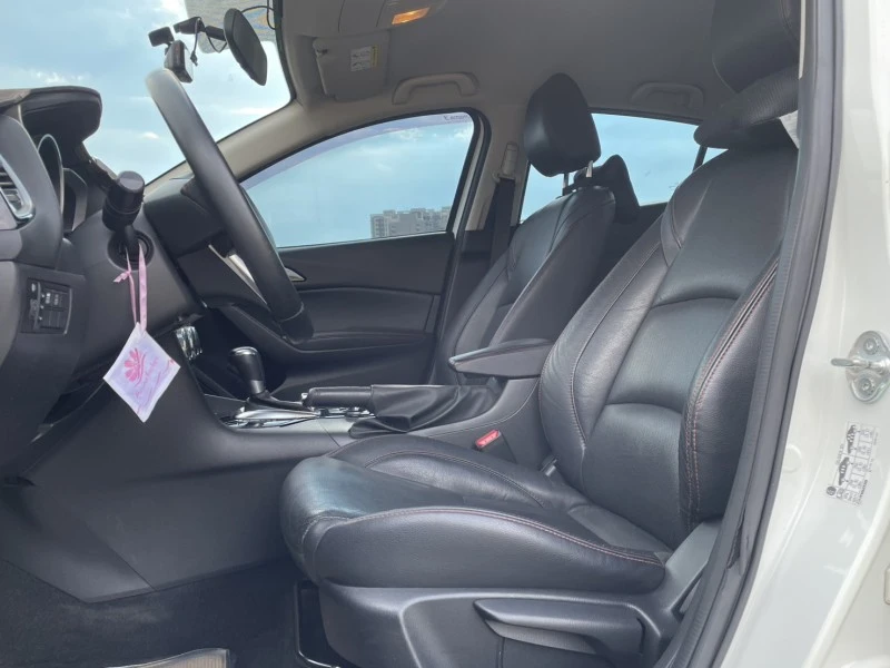 Mazda Mazda3 2015年