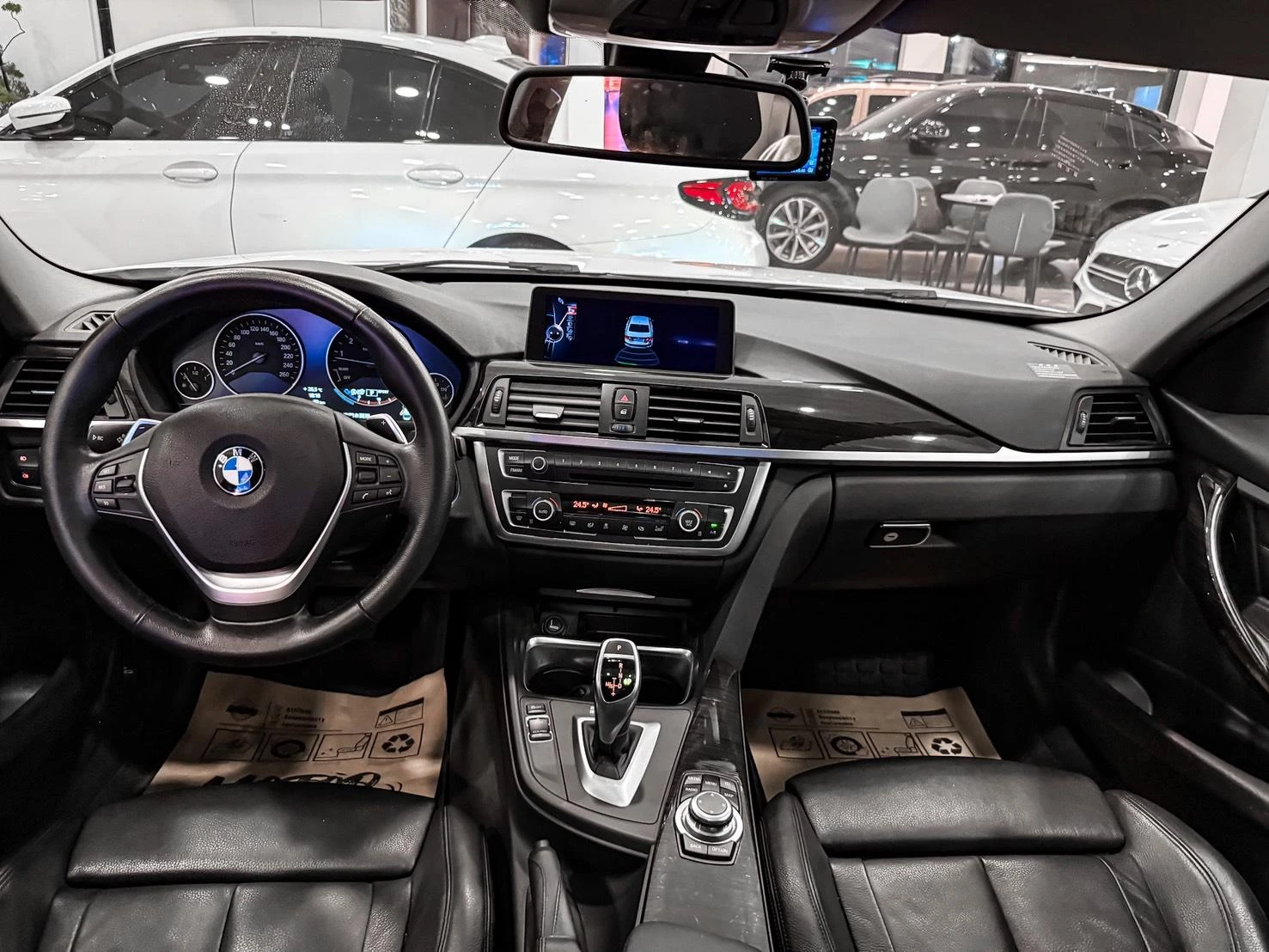 BMW 3-Series Sedan 328i
