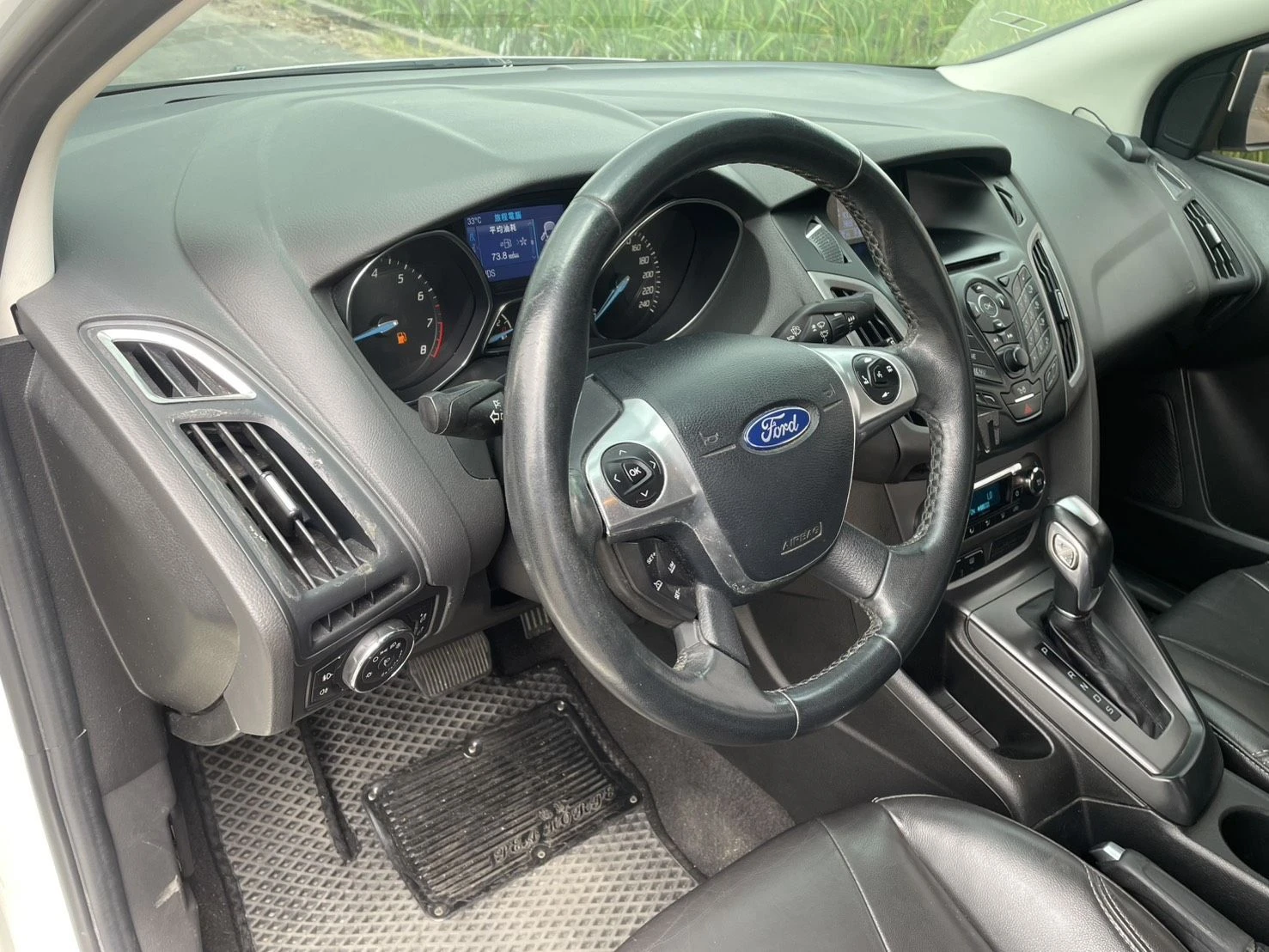 Ford Focus 4D