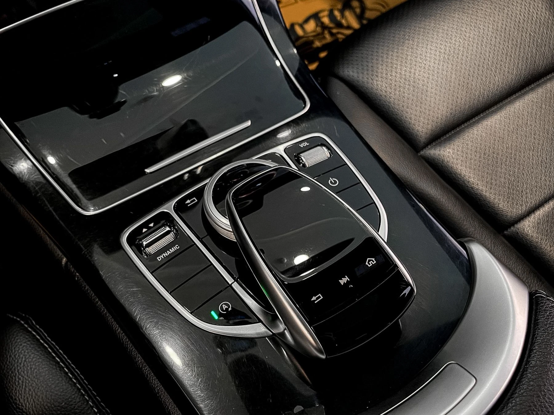 Mercedes-Benz C-Class Sedan C300 4MATIC