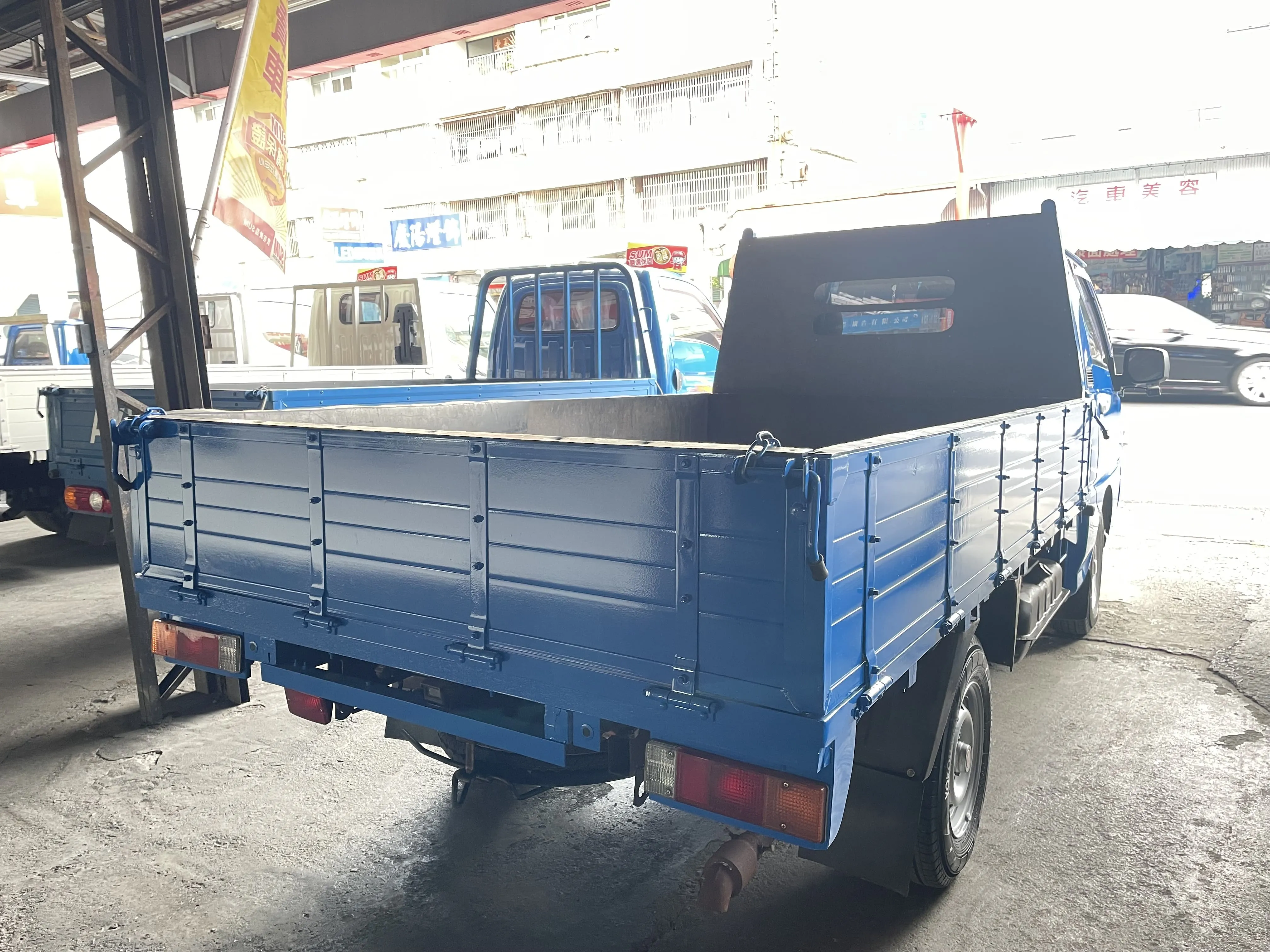 2017年 得利卡貨車  