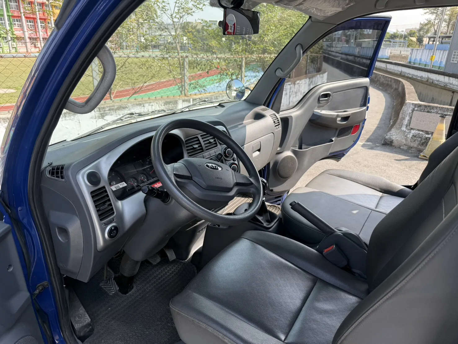 2017 年 卡旺 雙廂貨車