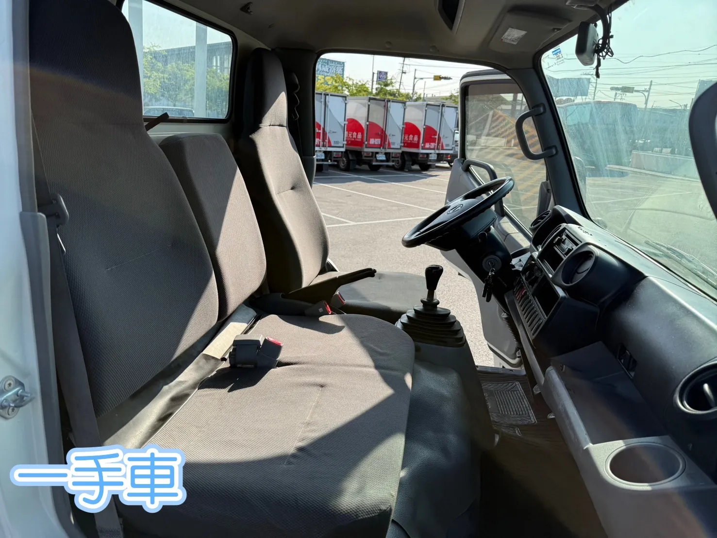 2016年 HINO【11.5尺 高頂 錏板】