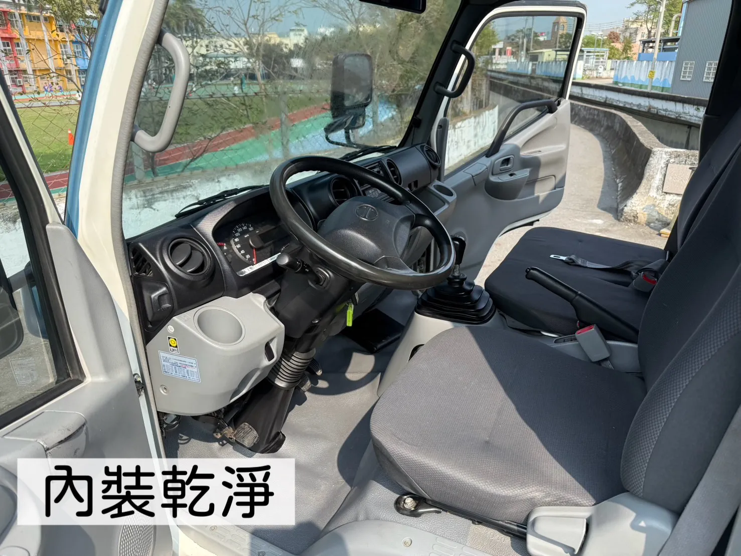 2015年 HINO貨車【冷凍箱  升降尾門 原廠保養】