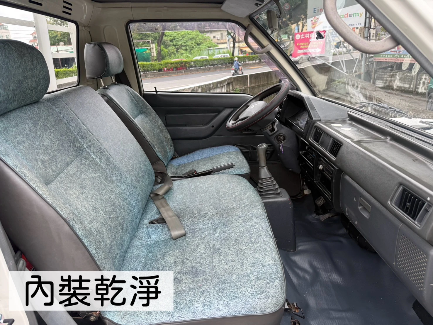 2014年 得利卡貨車