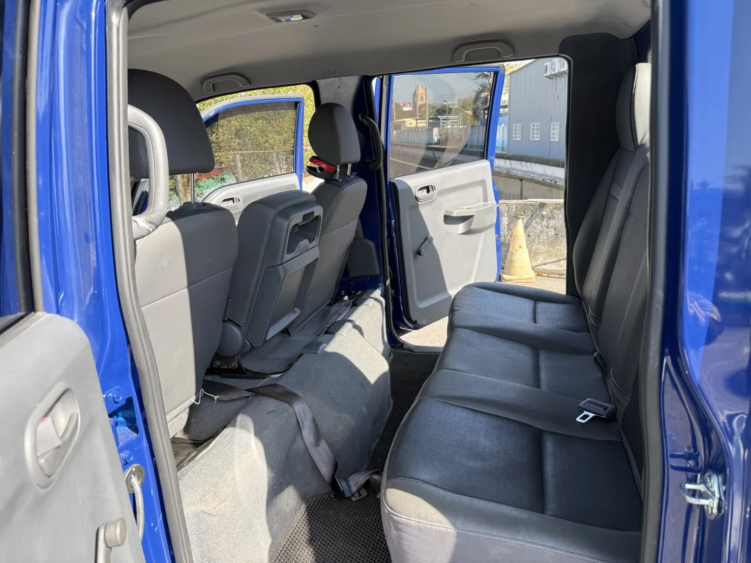  2025年 卡旺雙廂貨車【自排】