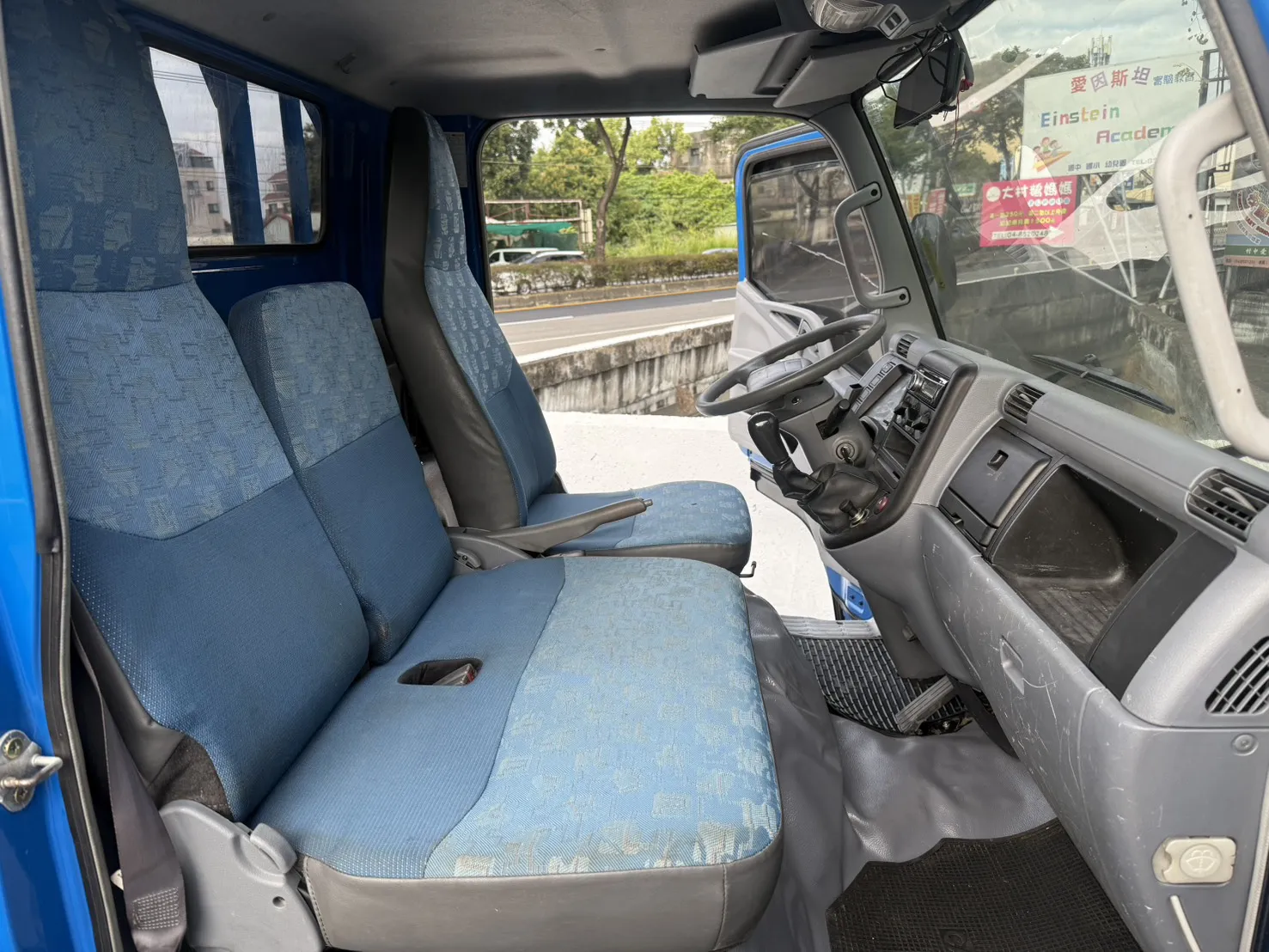 2011年 堅達貨車