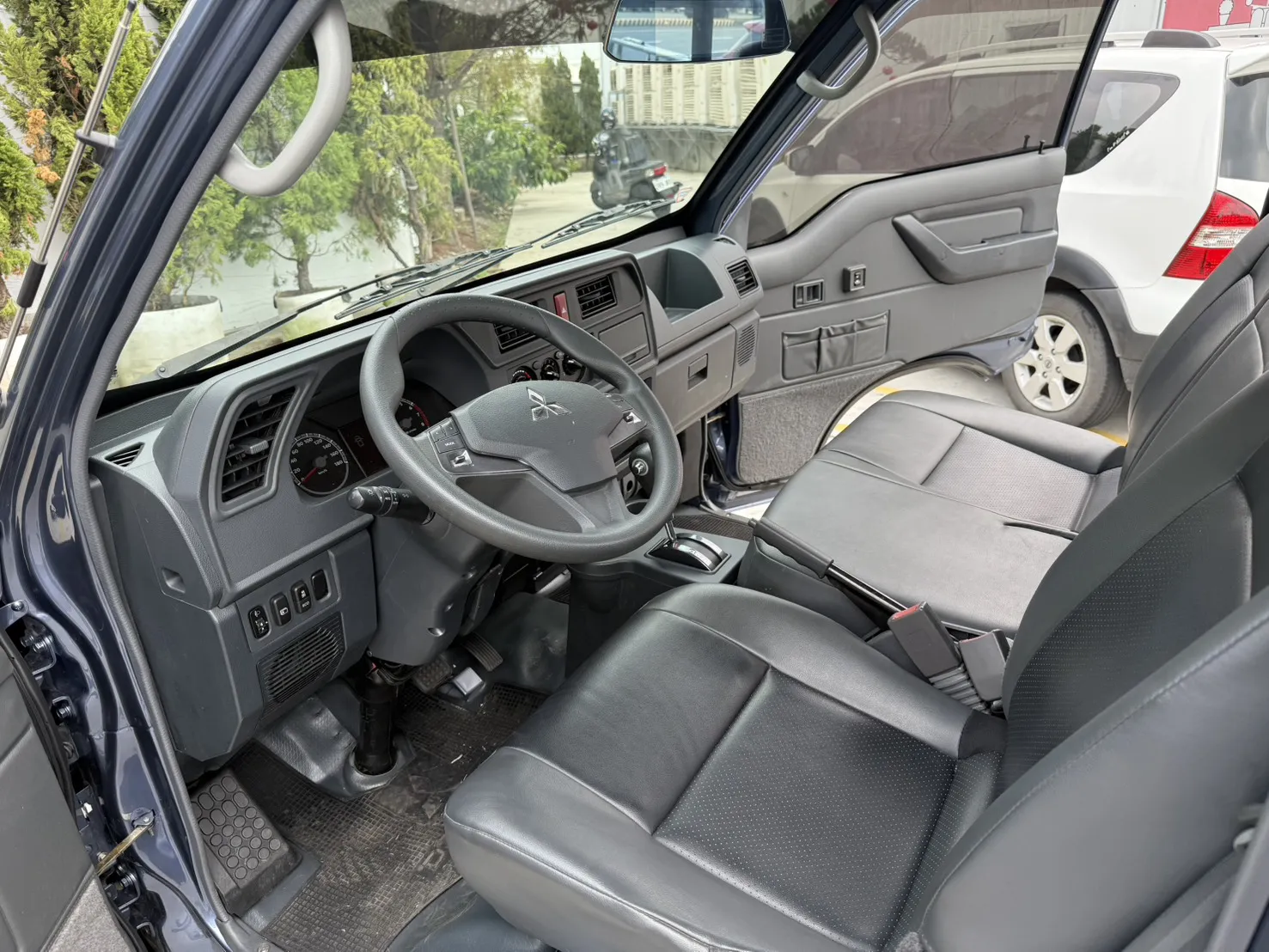 2021年 得利卡貨車【自排  低里程】