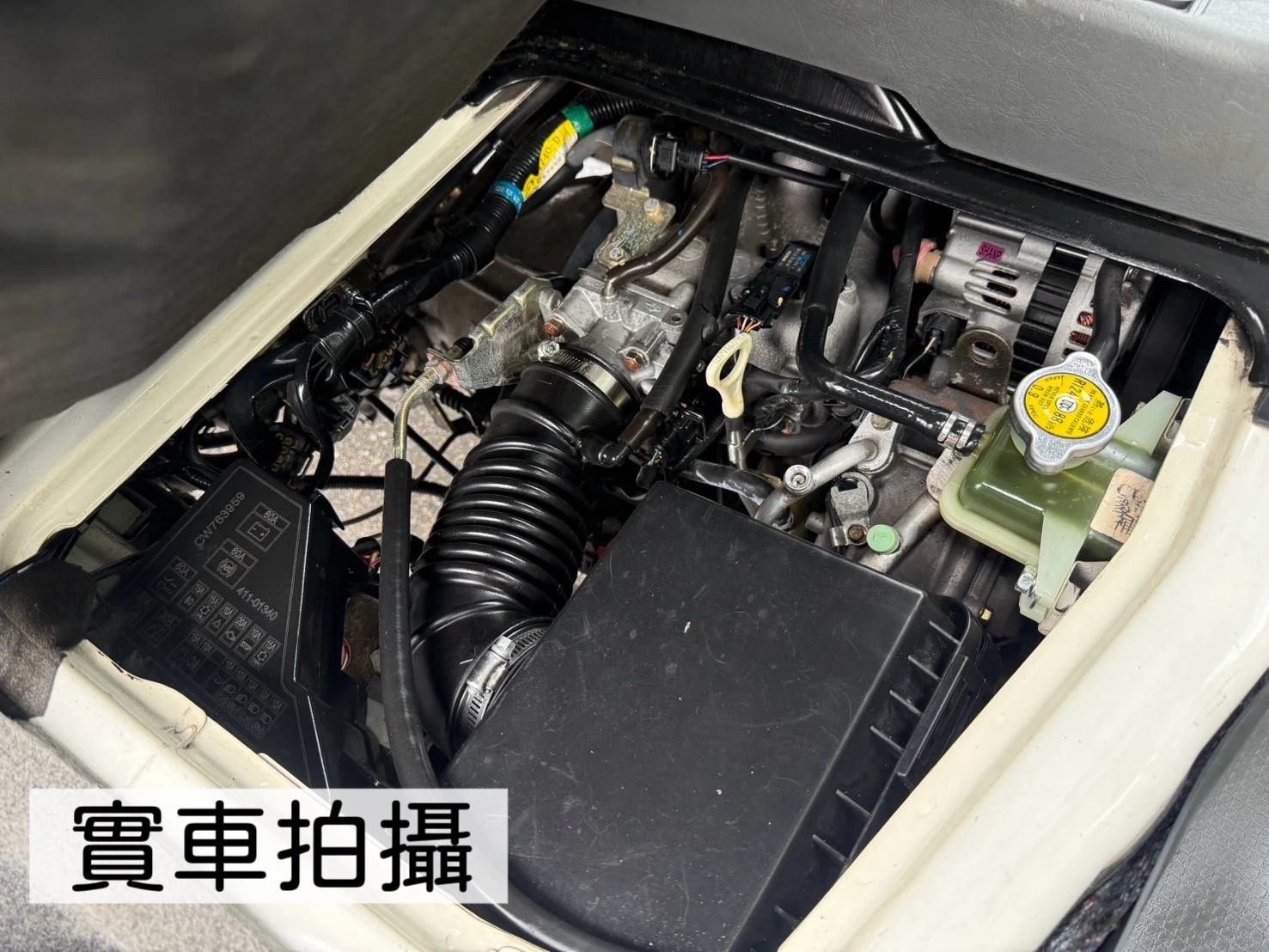2015年 菱利貨車【升降尾門】