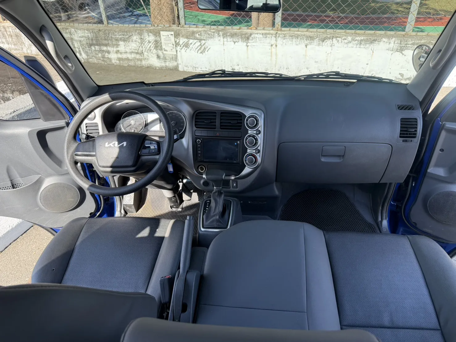  2025年 卡旺雙廂貨車【自排】