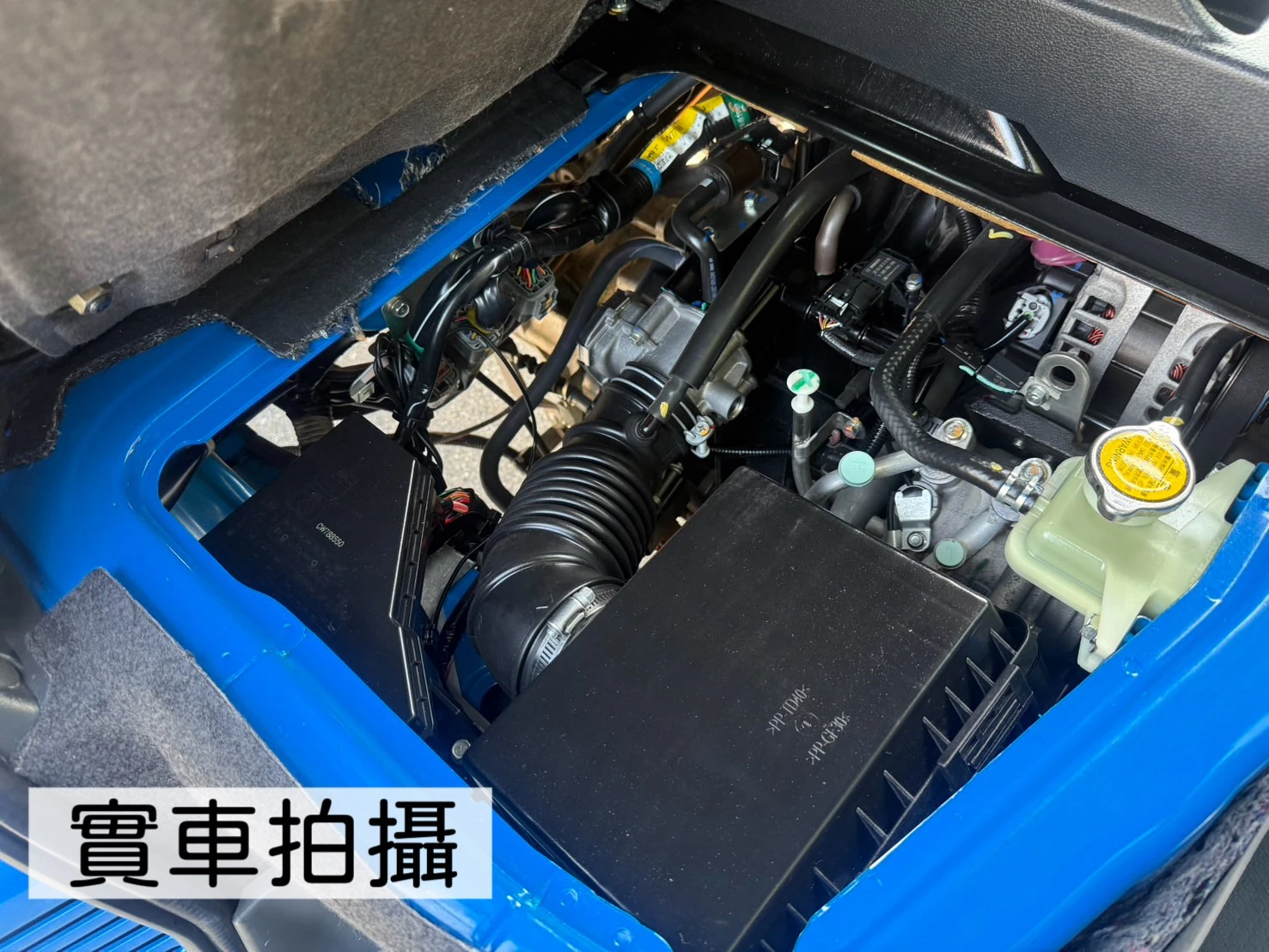 2023年 菱利貨車【雙折尾門 / 錏板】