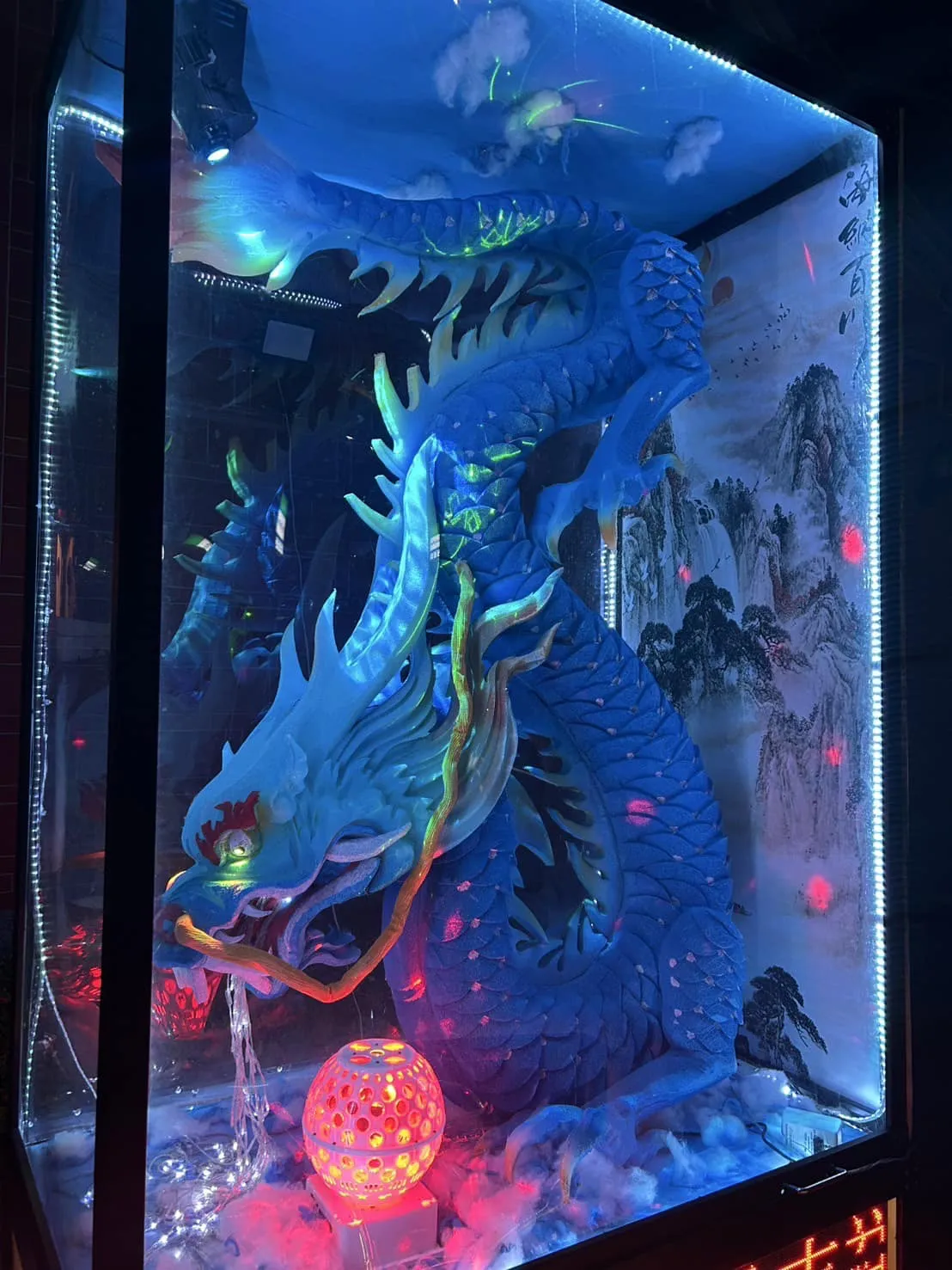 龍鳳護主燈柱 