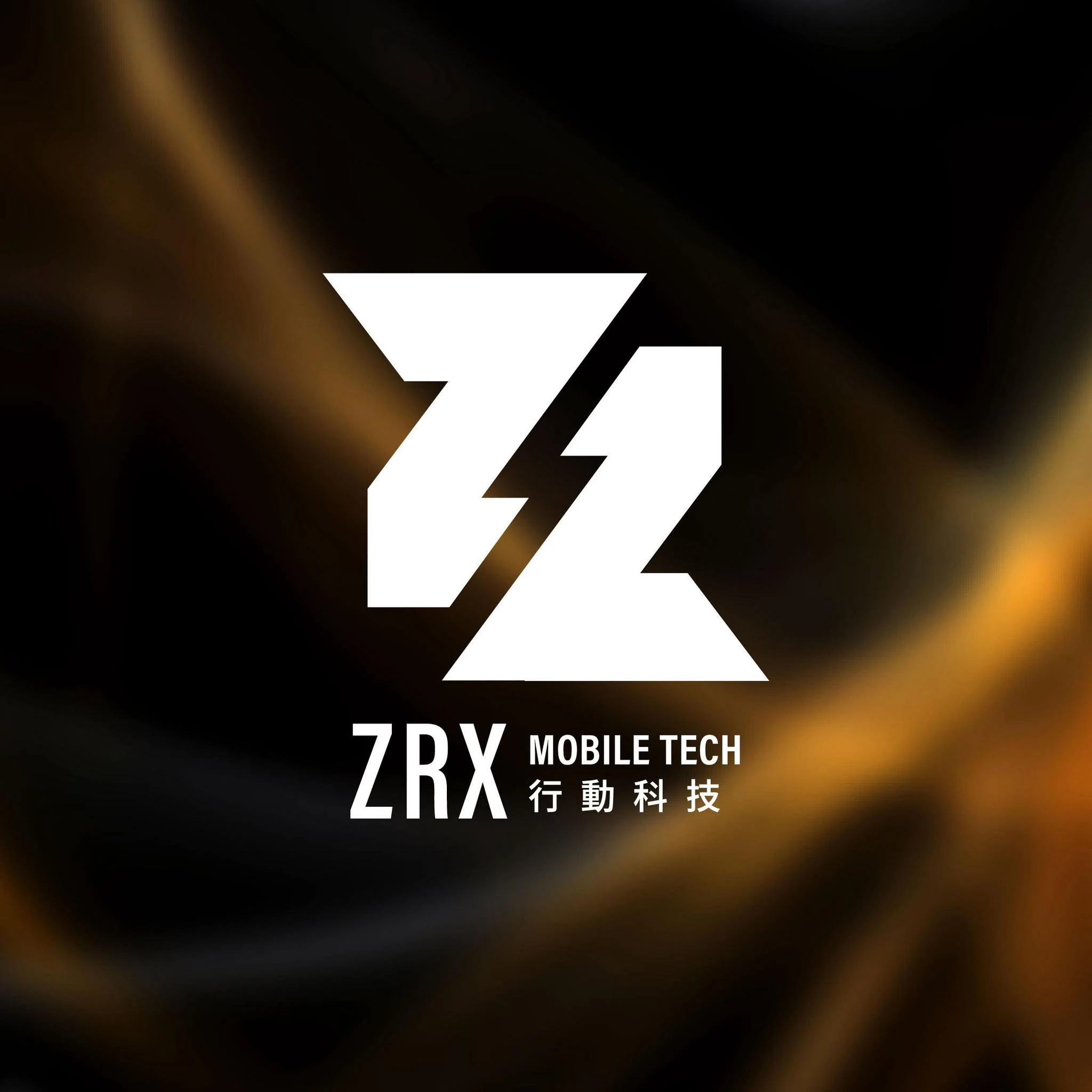 開機一直卡在白蘋果重啟？排查排線短路、不洗機保留資料實錄