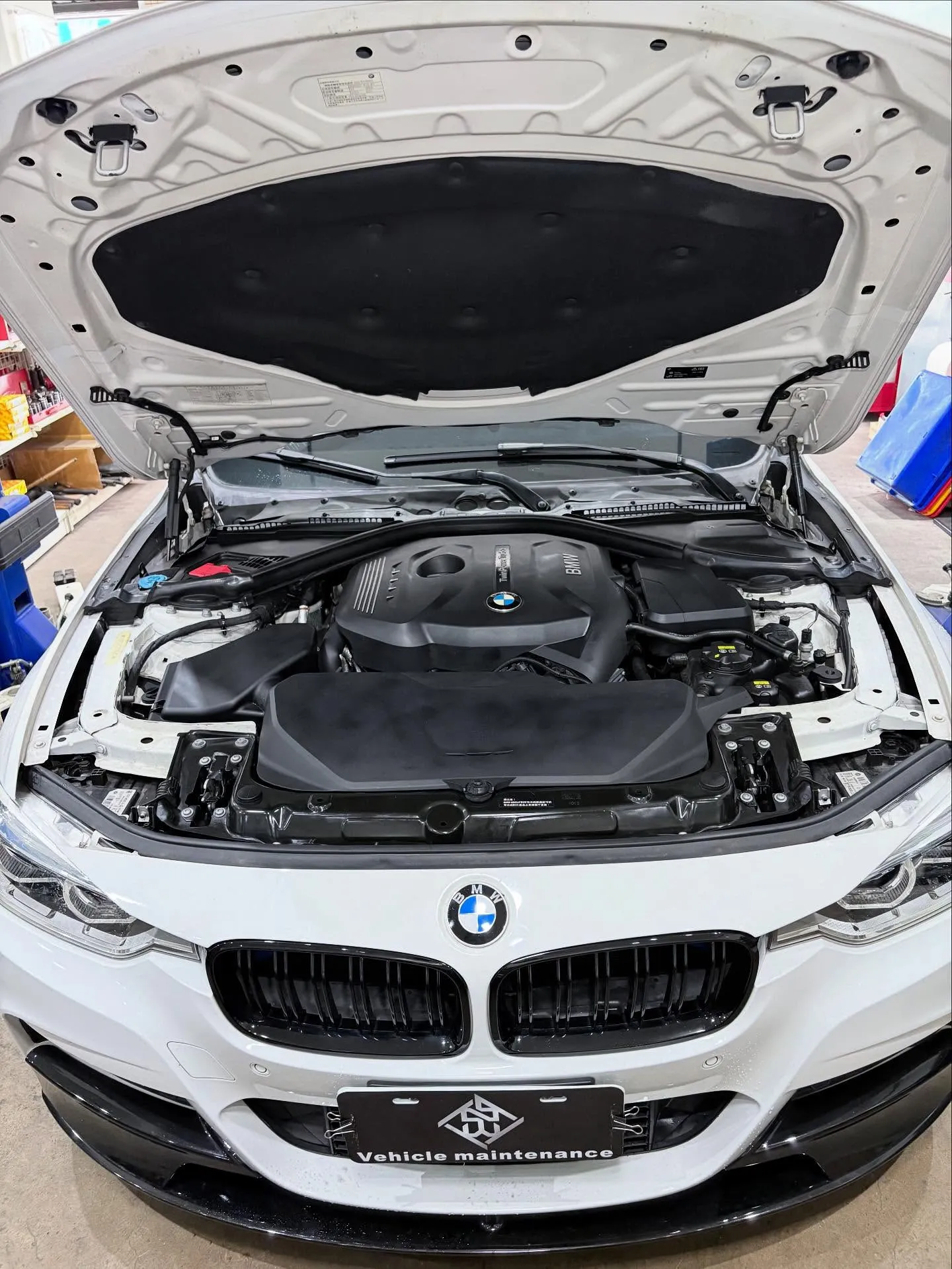 BMW F31 B48引擎，車主反應有吃機油狀況，立即幫客戶安排進廠處理 一律標準流程施工☑️