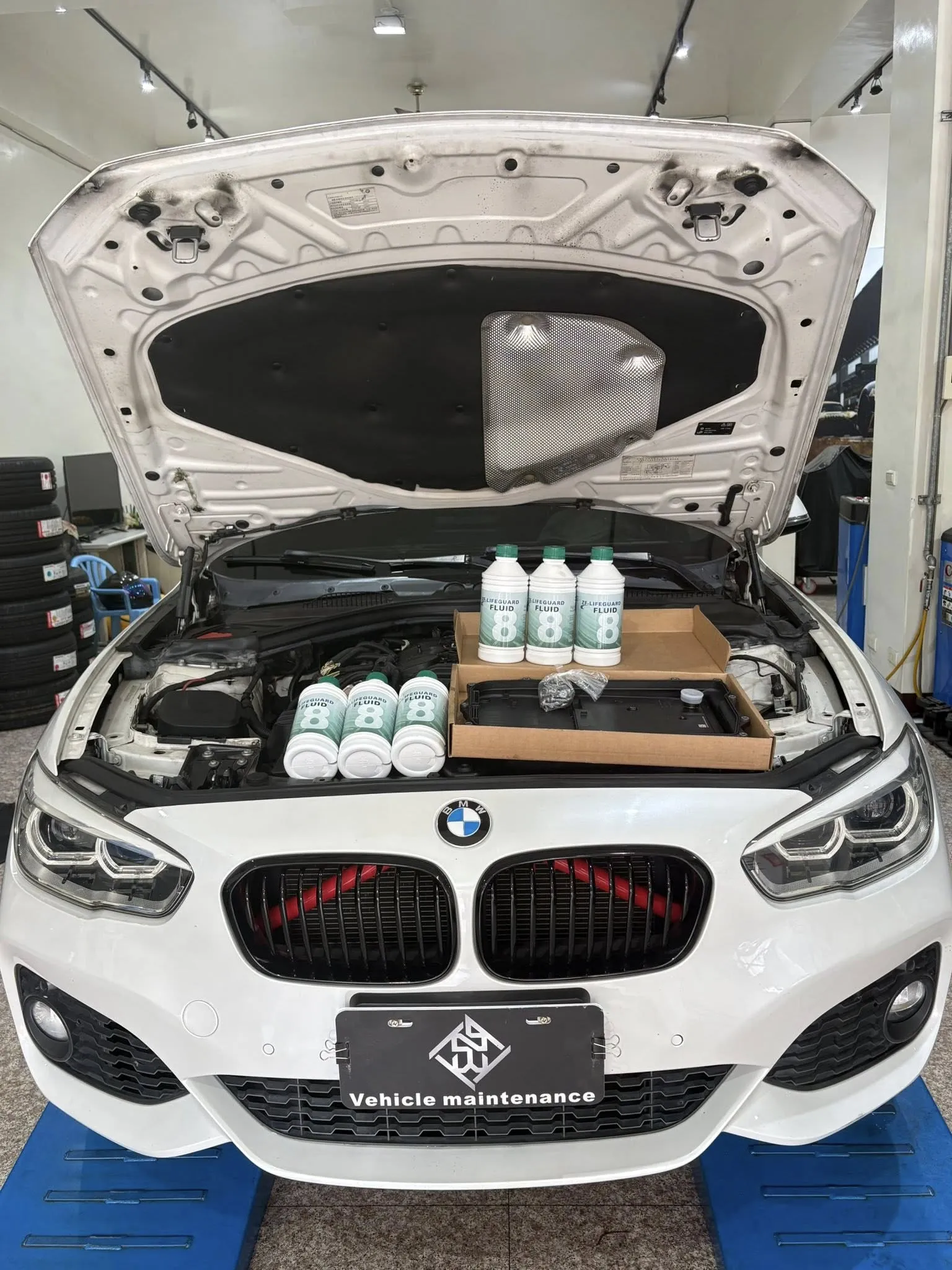 BMW F20 120i N13引擎曲軸後油封漏油維修工程