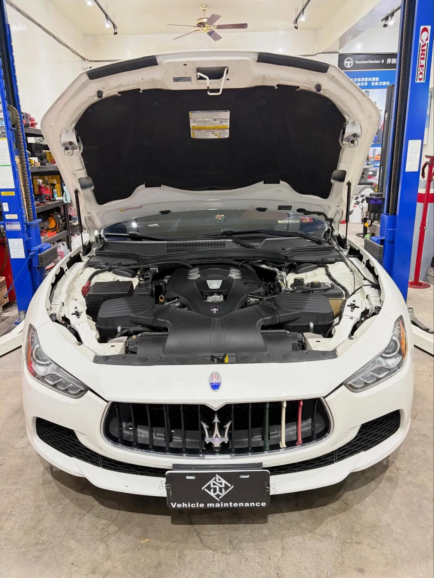 Maserati Ghibli引擎故障燈亮