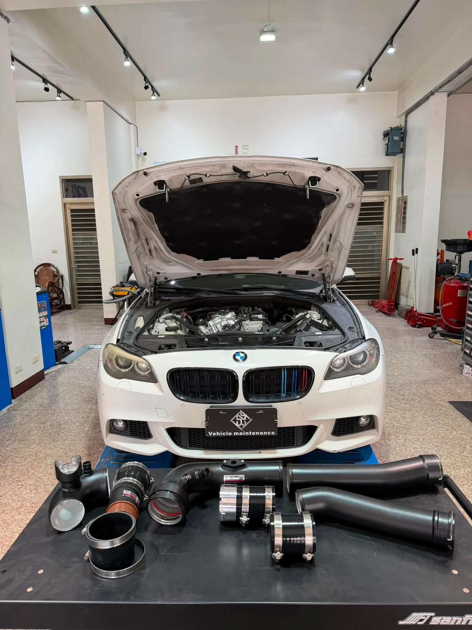 BMW F10 528i｜FTP鋁合金渦輪管・進氣管升級