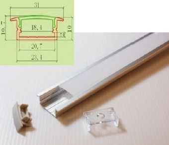 LED 鋁燈條（尺寸: 2.35 x 1 x 3.1 公分）