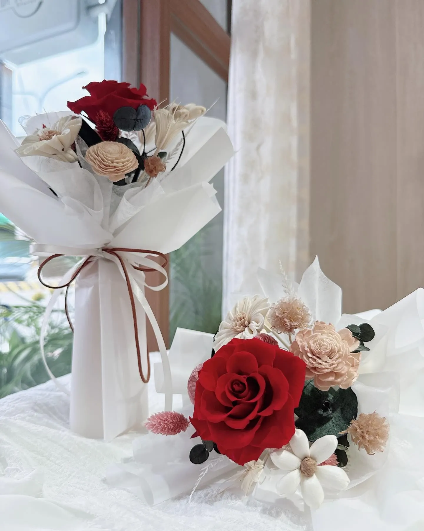 單朵大玫瑰花束