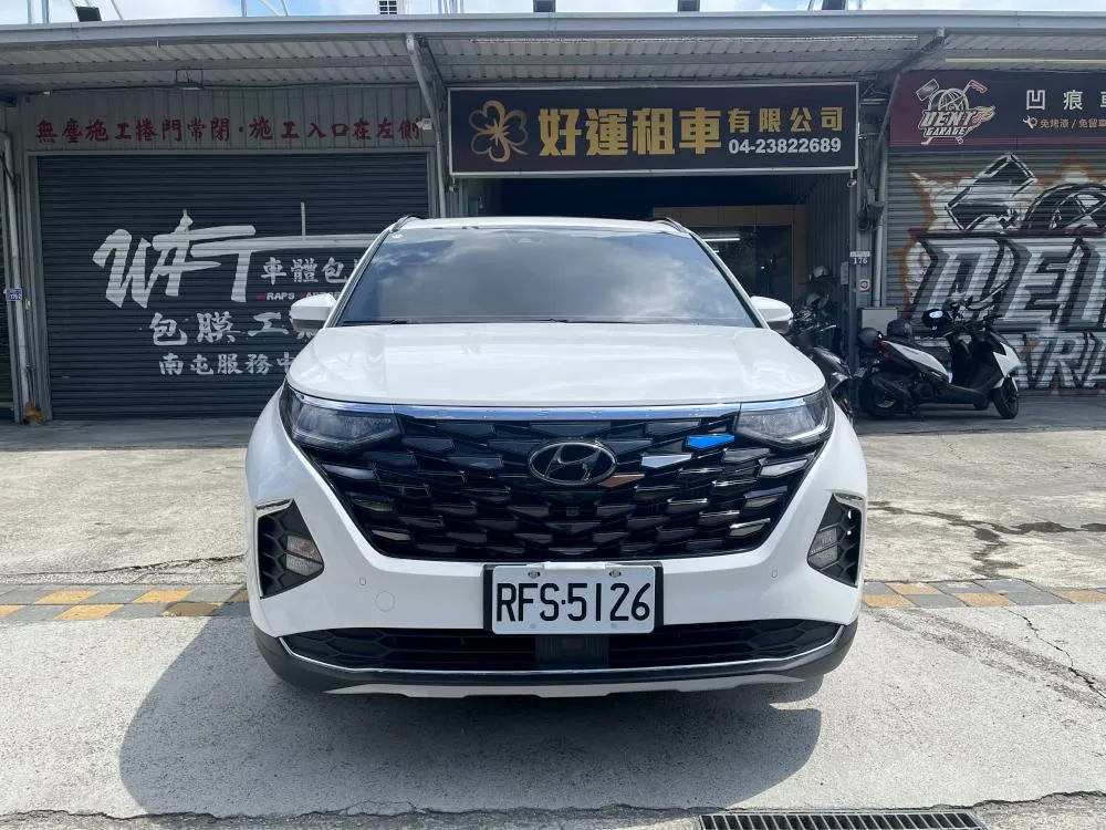 HYUNDAI CUSTIN